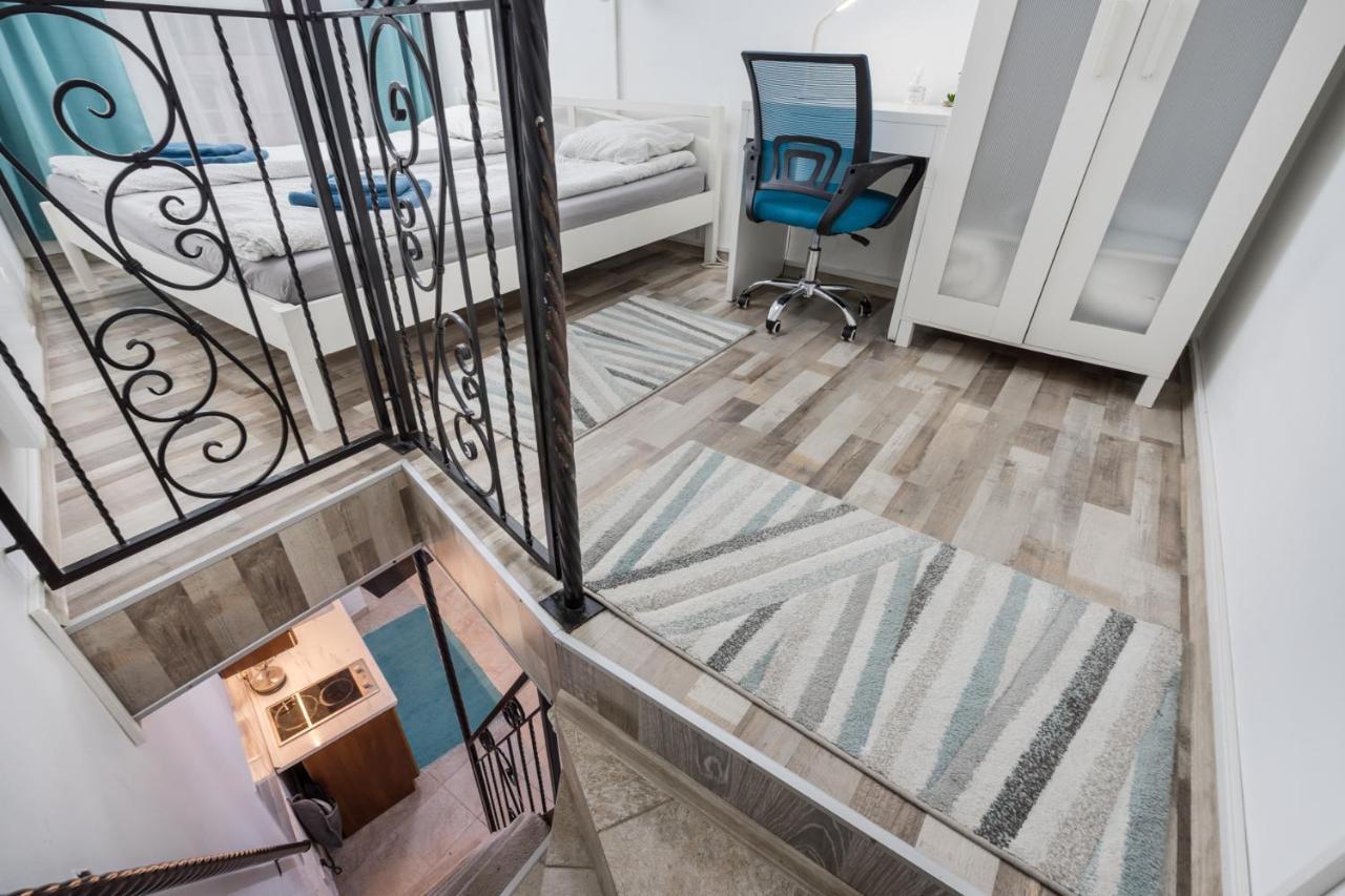 Bpr Simply Azure Apartment Budapest Exterior photo